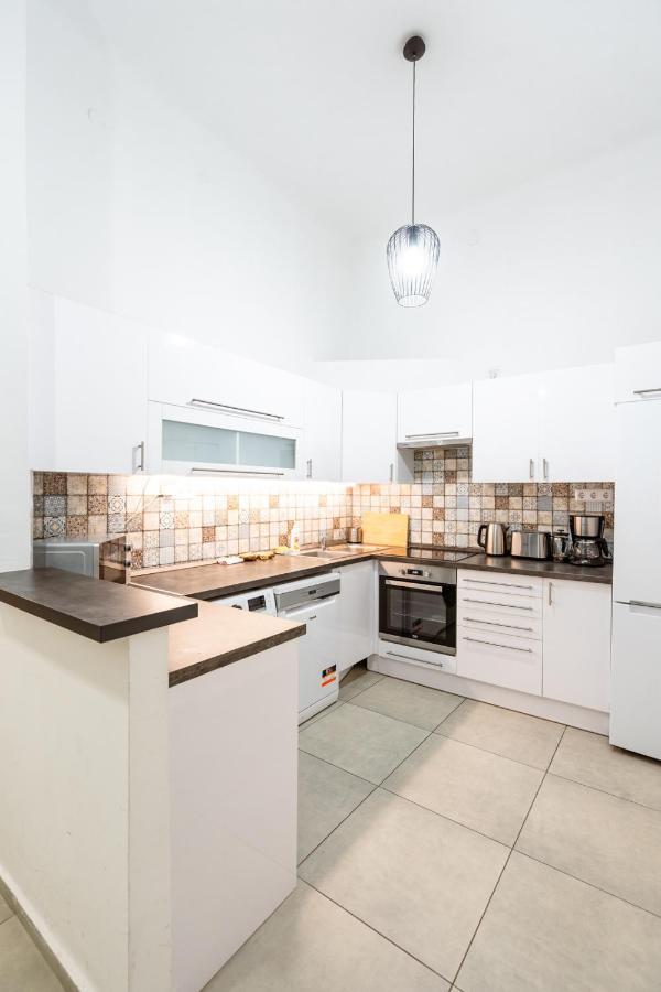 Spacious Premium Apartment By Buda Castle District Budapest Eksteriør bilde
